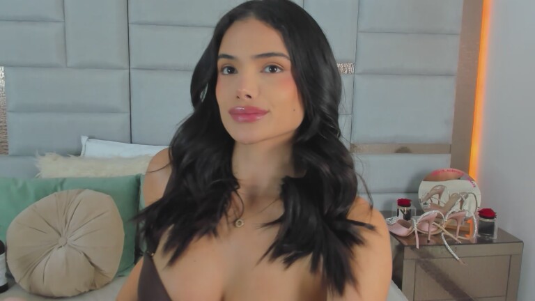 AlisonSantana's Streamate show and profile