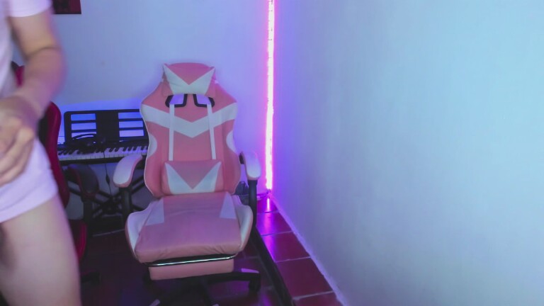 TinaKoorpela's Streamate show and profile