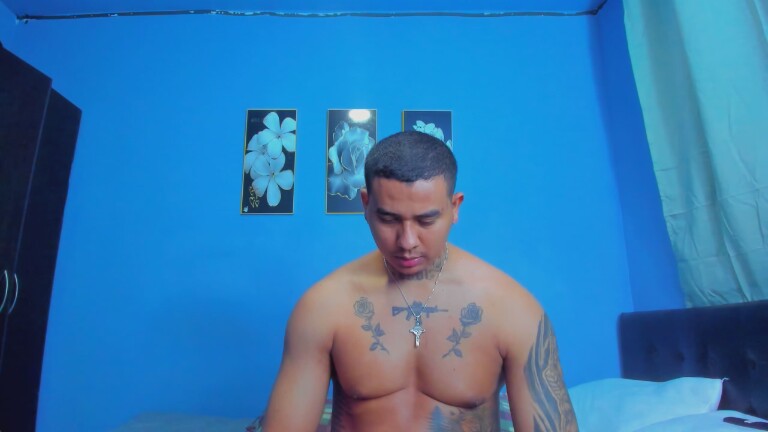 ThomasHardy's Streamate show and profile