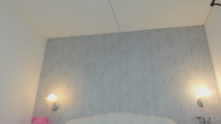 EmmilyMartinez's Streamate show and profile