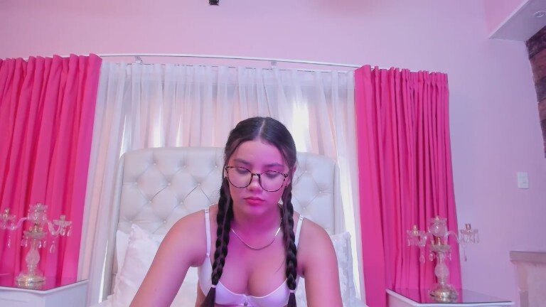 AlaskaRoss's Streamate show and profile