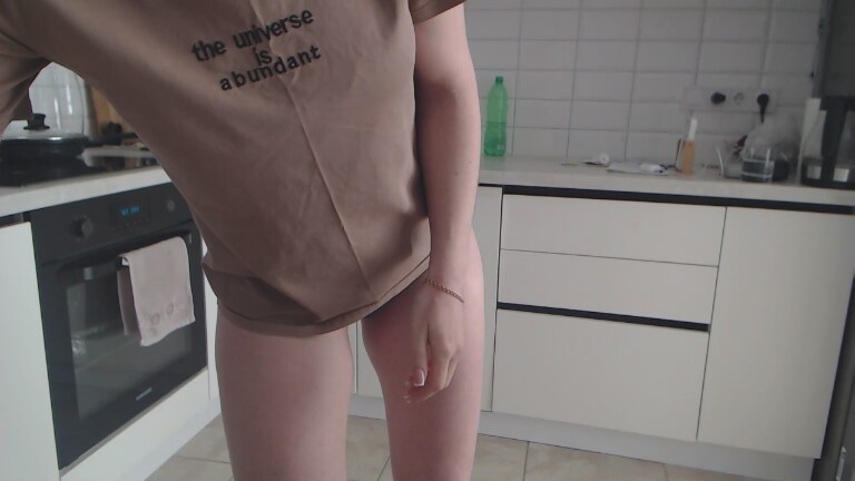 Charlotte88's Streamate show and profile