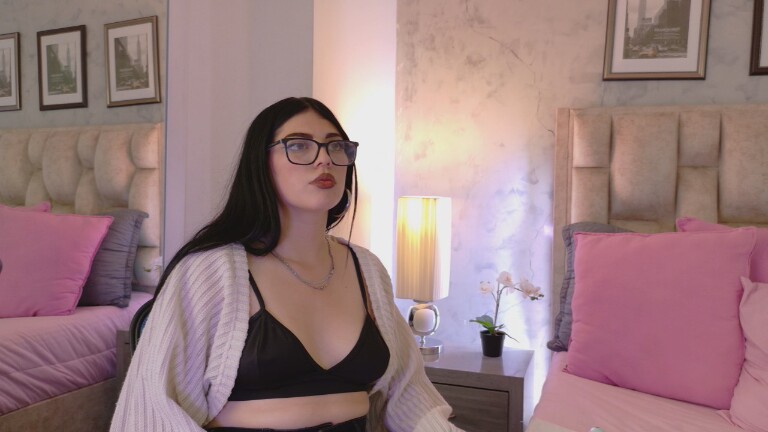 IsabellaaRossi's Streamate show and profile