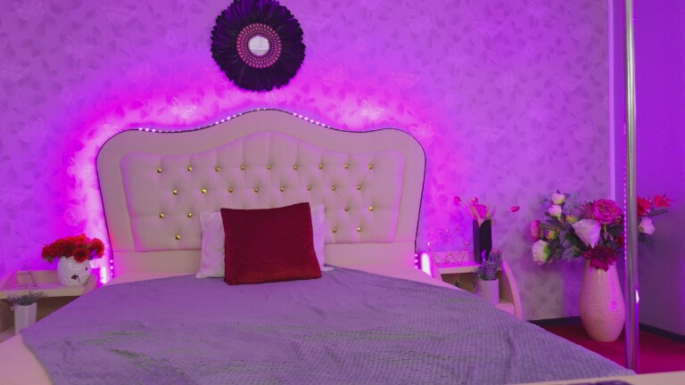 AnnieRose's Streamate show and profile