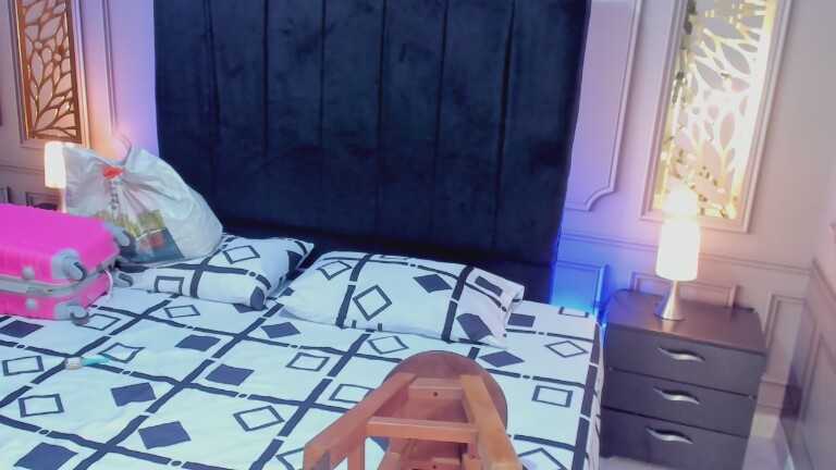 mature_bigass's Streamate show and profile