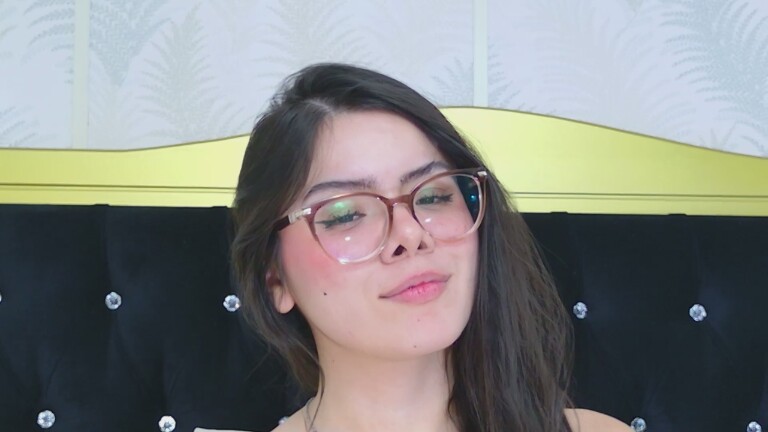 ZoeCortes's Streamate show and profile