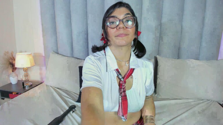 LunnaNoir's Streamate show and profile