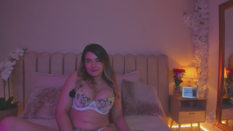 SelenaMontreall's Streamate show and profile