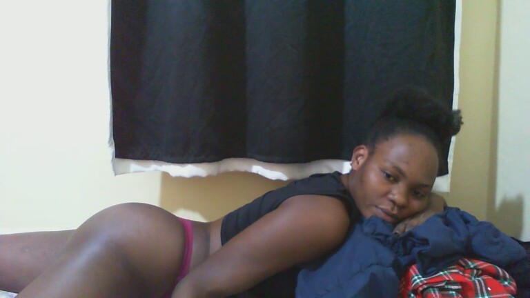 Teasequeen24's Streamate show and profile