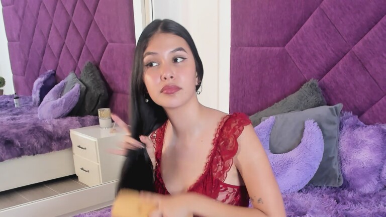 MarianaSalvatore's Streamate show and profile