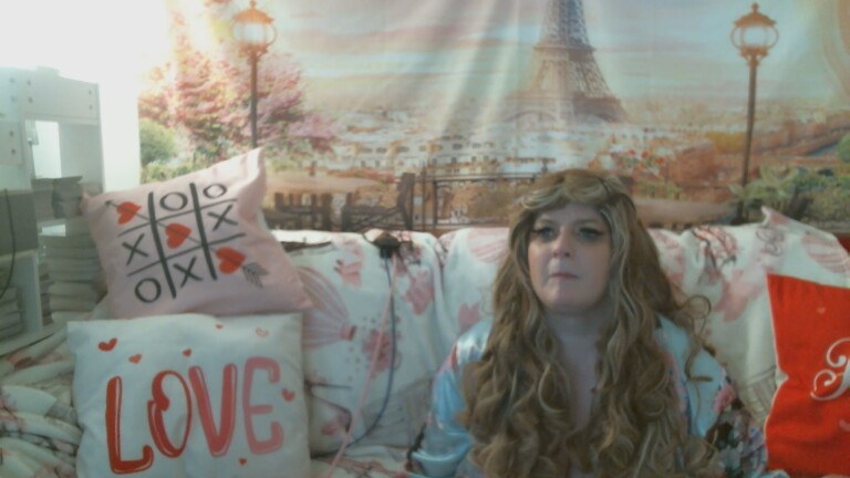 lovehollyann's Streamate show and profile