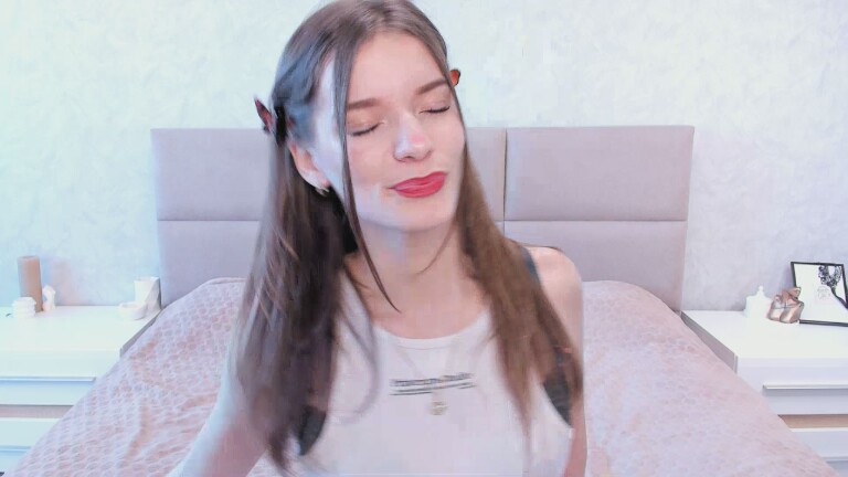 MYasmina's Streamate show and profile