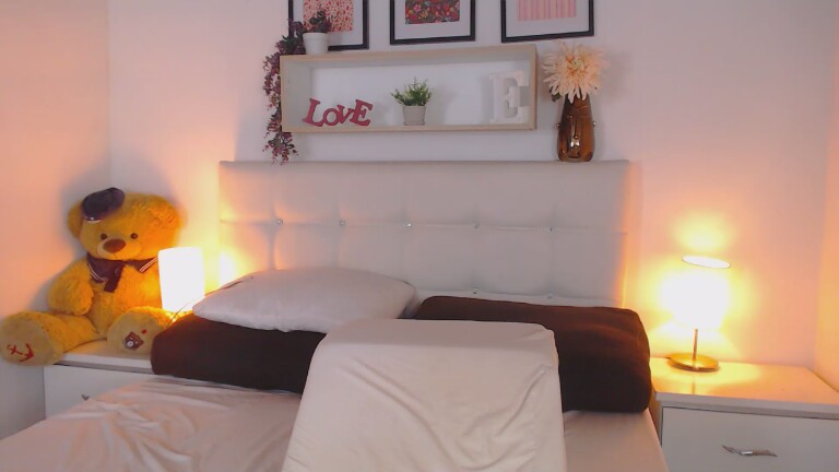 EmilyPricee's Streamate show and profile