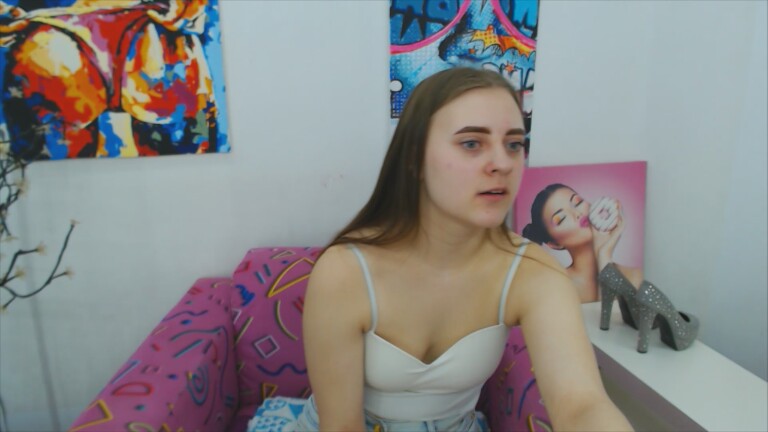 ArinaBelly's Streamate show and profile