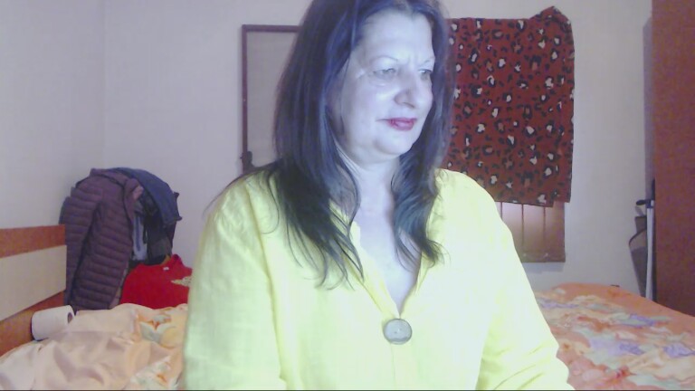 ExtasyMature's Streamate show and profile