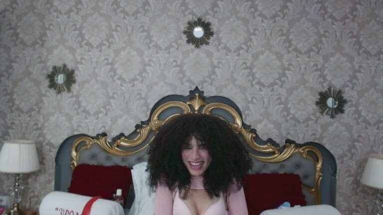 SophieClarksson's Streamate show and profile