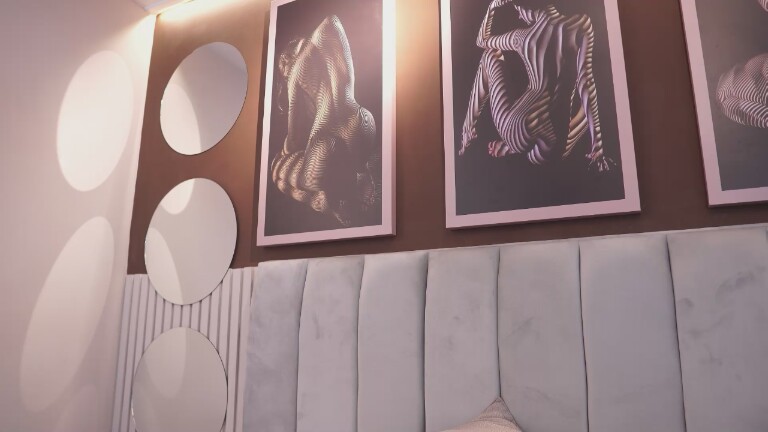 TaylerKim's Streamate show and profile