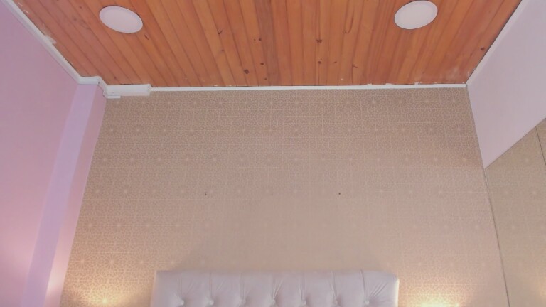 KatieeGomez's Streamate show and profile