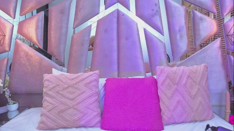 AbbyBenet's Streamate show and profile