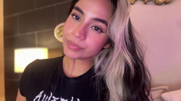 AuraSousa's Streamate show and profile