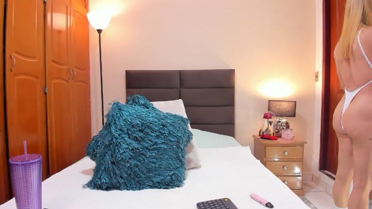 PaulinaAmber's Streamate show and profile