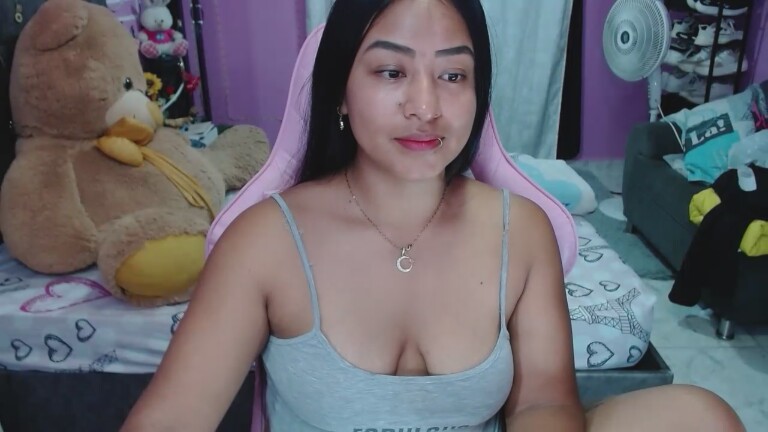 sofiaxxDreams's Streamate show and profile