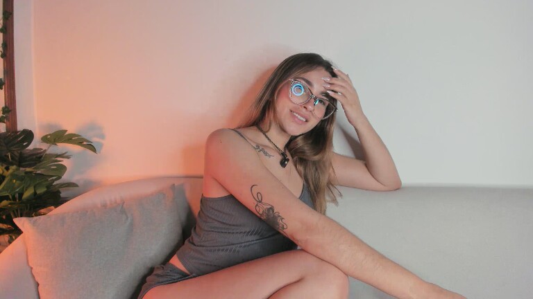 AuraRosse's Streamate show and profile