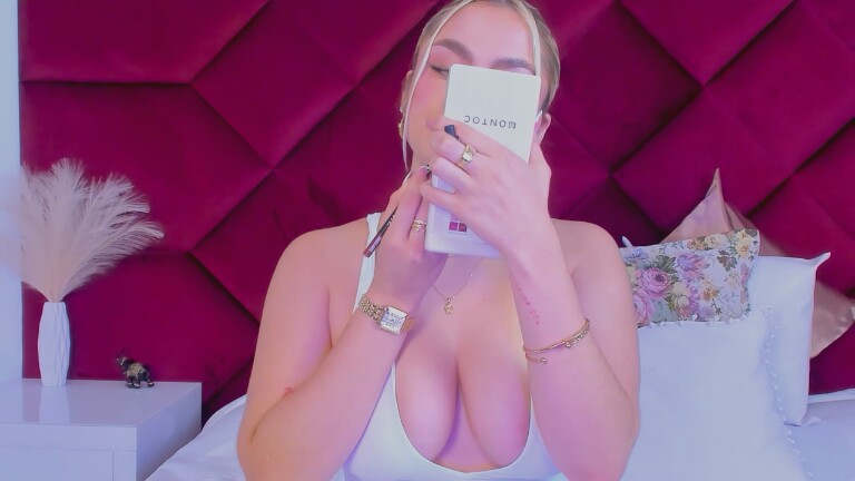 AndreaCapone's Streamate show and profile