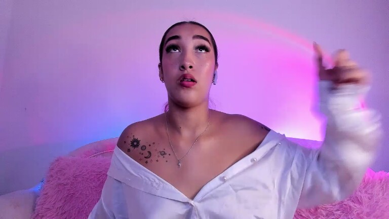 HeidyRousse's Streamate show and profile