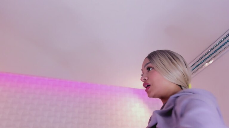 Anna_Jenssen's Streamate show and profile