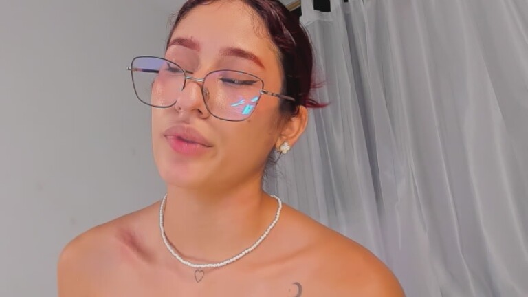 HeilyRosse's Streamate show and profile