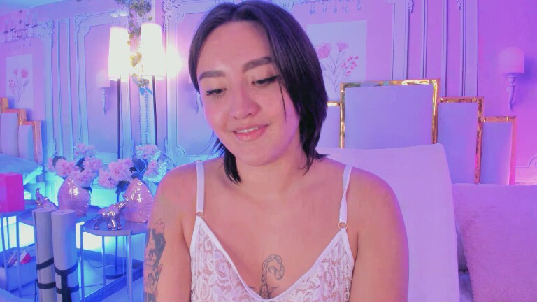 NaraSuarez's Streamate show and profile