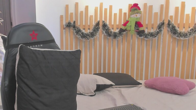 KristensClark's Streamate show and profile