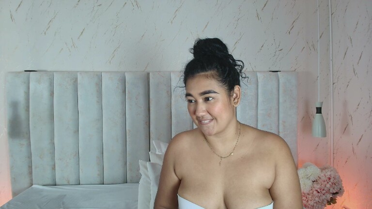 BETTY_BOOGB's Streamate show and profile