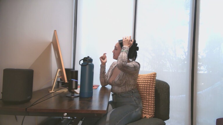 orisune's Streamate show and profile