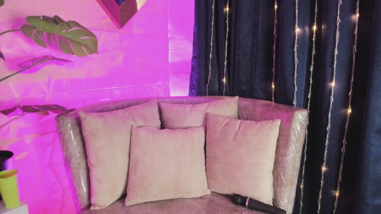 megan_devon's Streamate show and profile