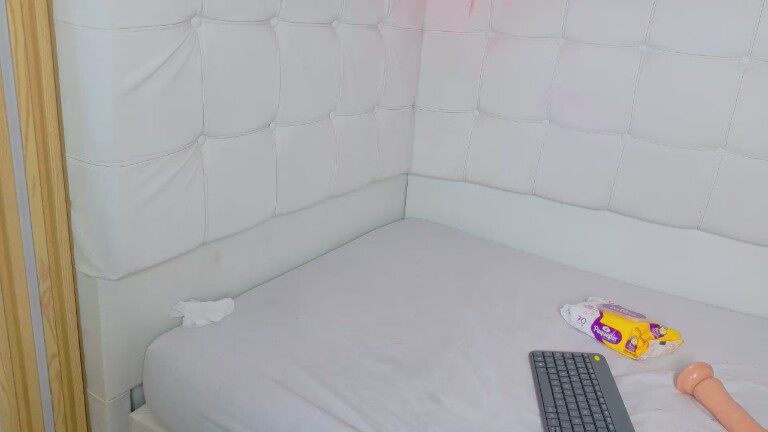 Manuvelez0's Streamate show and profile