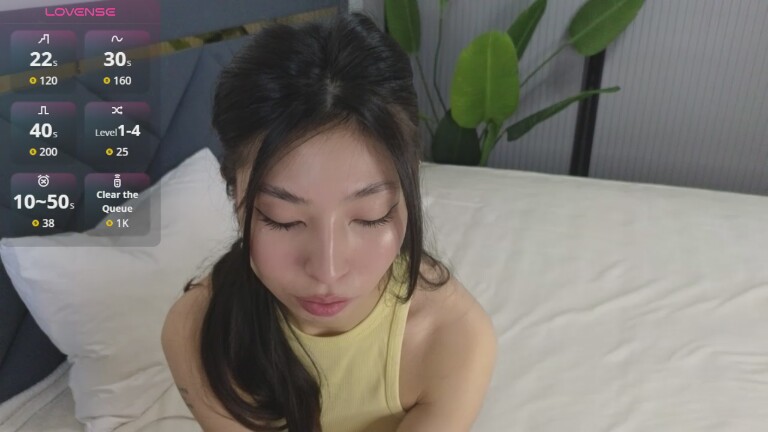 ScarletxIce's Streamate show and profile