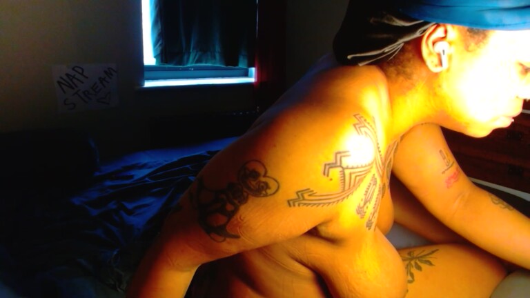 em0tits98's Streamate show and profile