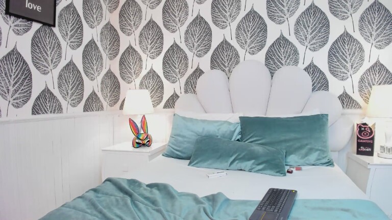 KaylaVillalobos's Streamate show and profile