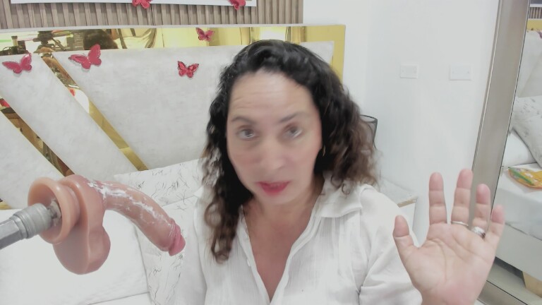 Luna_Mature's Streamate show and profile