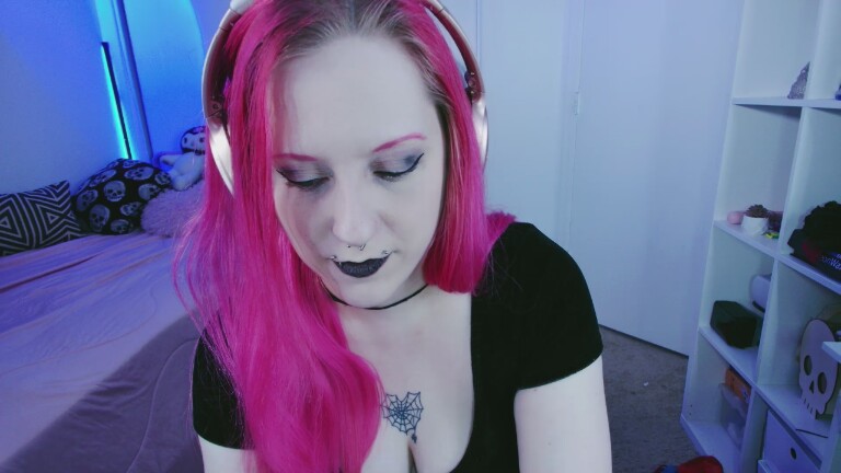 XVioletOctoberX's Streamate show and profile