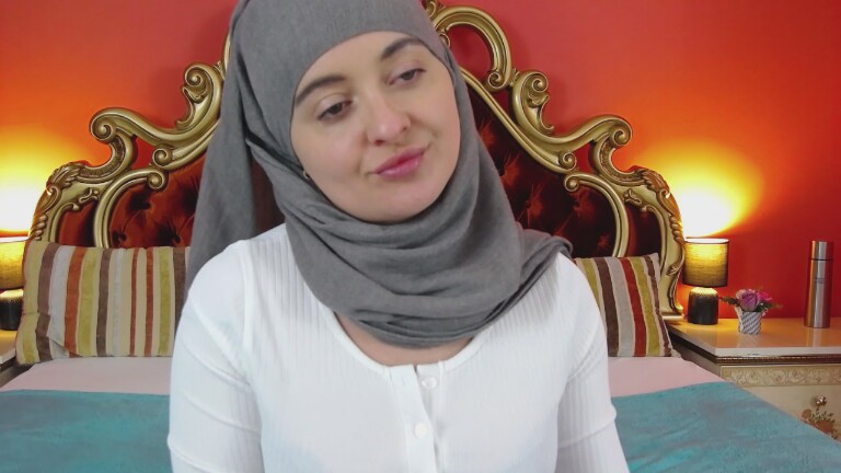 ANNALYAx's Streamate show and profile