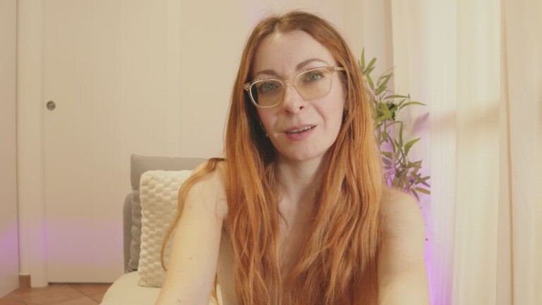 LunaRiva's Streamate show and profile