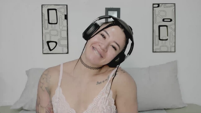 AngelMartins's Streamate show and profile