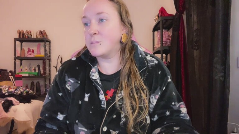 GoddessKisica's Streamate show and profile