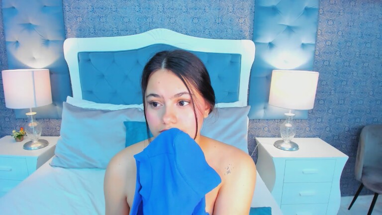 SusyLuv's Streamate show and profile