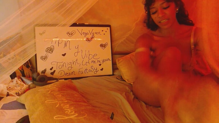 VegaVyxen_22's Streamate show and profile