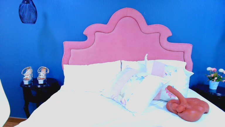 CelesteePaarker's Streamate show and profile