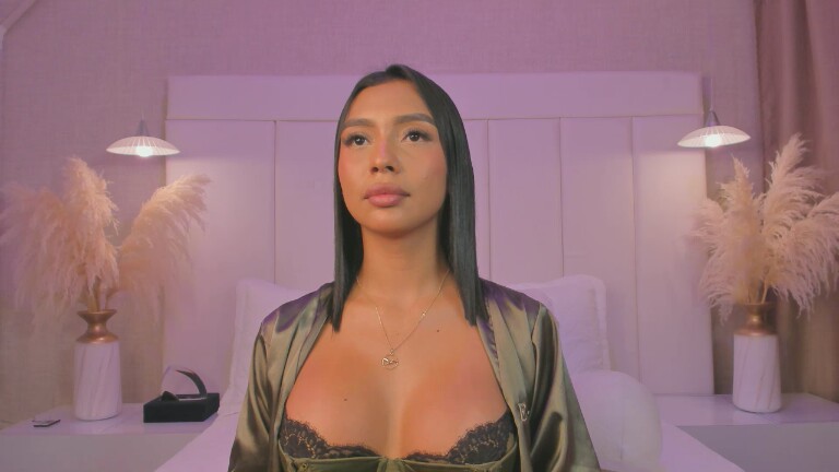 NikoJhon's Streamate show and profile